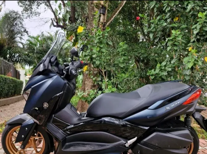Vendo XMAX 250 23/23