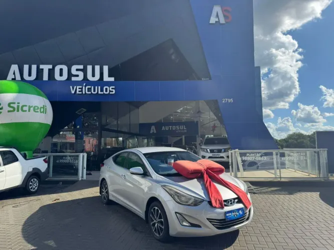 Hyundai Elantra GLS 2.0 16V Flex Aut. 2015