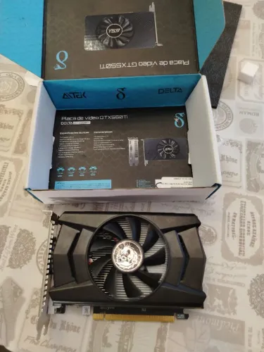 Placa de vídeo R7 350 4GB GDDR5 HOMICÍDIOS DVI VGA