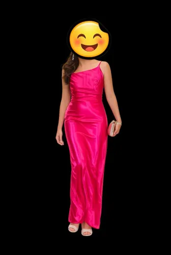 Vestido longo Cetim Rosa , com.detalhes em Vitrilos