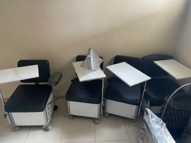 Cadeira de manicure cirandinha (unidade)