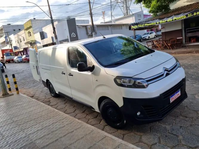 Citroen Jumpy Furgão Pack 1.6 Turbo Diesel 2021