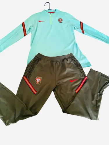 Conjunto Nike Portugal