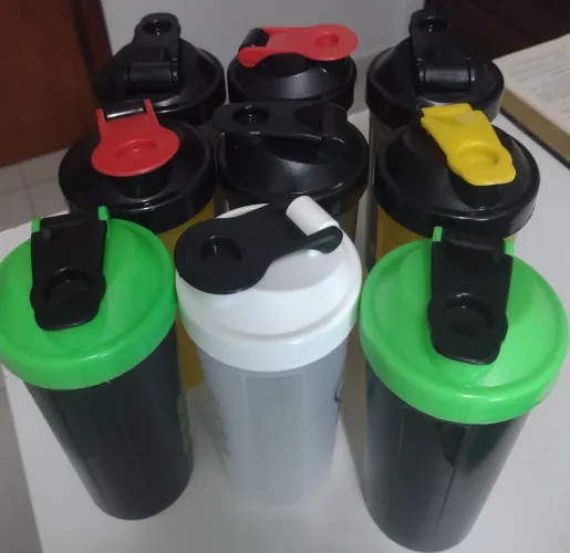 Lindas Coqueteleiras (15,00 cada)