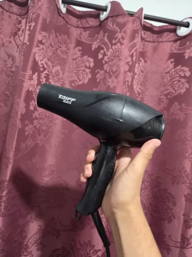 Secador de Cabelo Taiff Black - Potência e Praticidade!