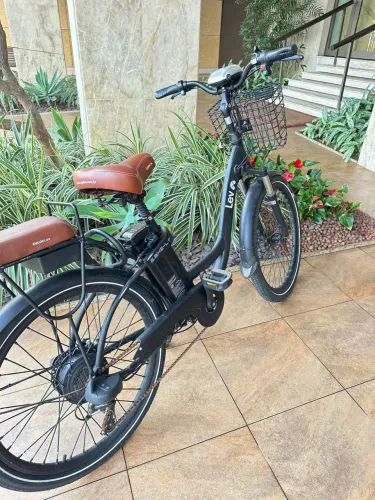 Vendo Bike elétrica L Plus Leve . 5.500,00 .