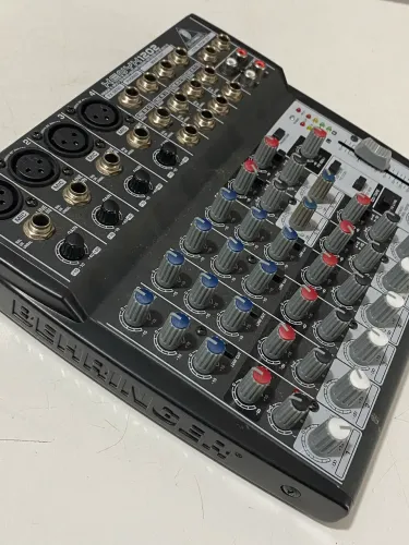 Mesa som Behringer Xenyx 1202