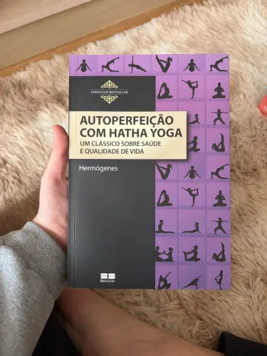 Livro auto perfeição com hatha yoga hermogenes
