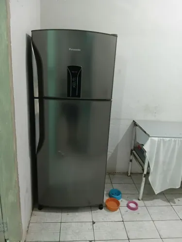 Vendo  geladeira 