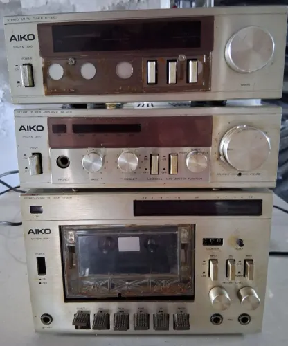 Vende Micro System Aiko 3000.