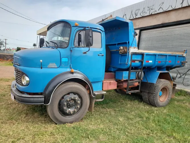 Vende mb 1113 ano 82 zap *