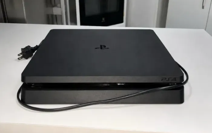 PS4