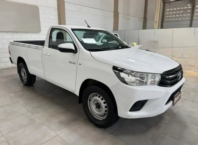 Toyota Hilux CS 4X4 2.8 TDI Diesel Mec. 2021