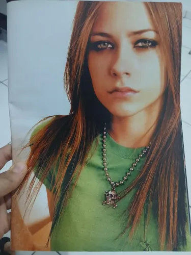 Revista Avril Lavigne COLECIONADORES