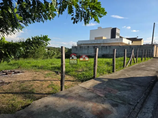 Venda de Terreno no Residencial Parque das Palmeiras