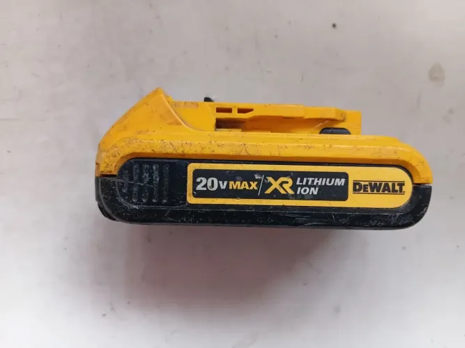 Bateria Dewalt 20v nao funciona