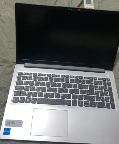 NOTEBOOK LENOVO IDEAPAD 1 15IAU7
