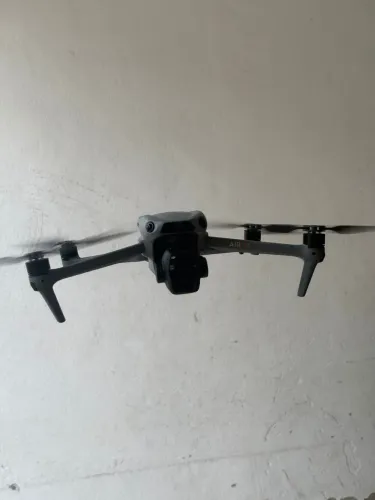 DJI air 3s