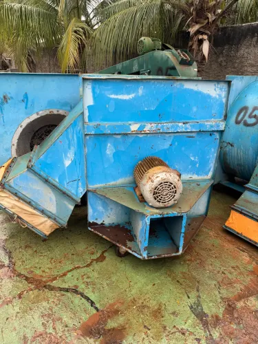 Vendo exaustores industriais para barracão etc