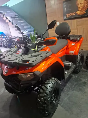 0km Quadriciclo 4x4 com direção elétrica