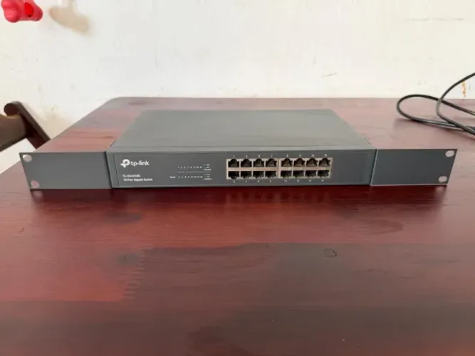 Switch TP-Link TL-SG1016D 