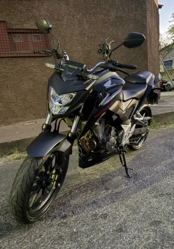 CB 300F - CBS 2024/2024 - Quitada - Negocio Por Carro