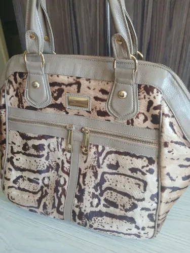 BOLSA EM COURO LEGÍTIMO