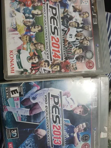 Jogos de PS3 relíquias.