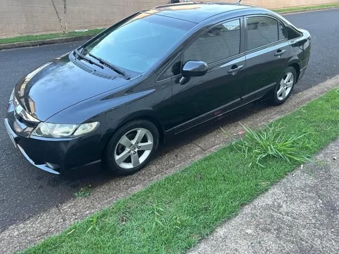 Honda Civic Sedan LXS 1.8/1.8 Flex 16V Mec. 4P 2008
