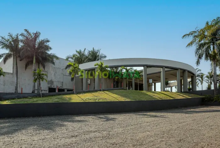BARRACÃO COMERCIAL DE 20.000,00 M² PARA LOCAR NA AVENIDA GUAIAPÔ