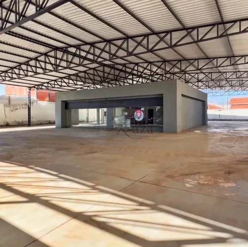 Oportunidade - Galpão Comercial - Bosque dos Eucaliptos - 1500m².