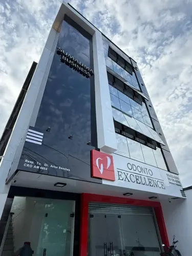 Alugo salas comerciais de 20m² no prédio SUMAÚMA BUSINESS Cidade Nova
