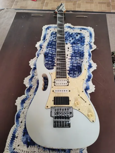 Ibanez RG 350 DXZ Customizada