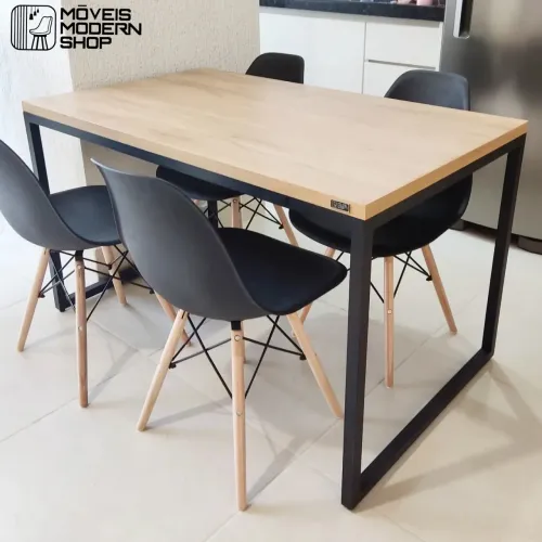 Mesa de jantar industrial 4 lugares sem cadeiras