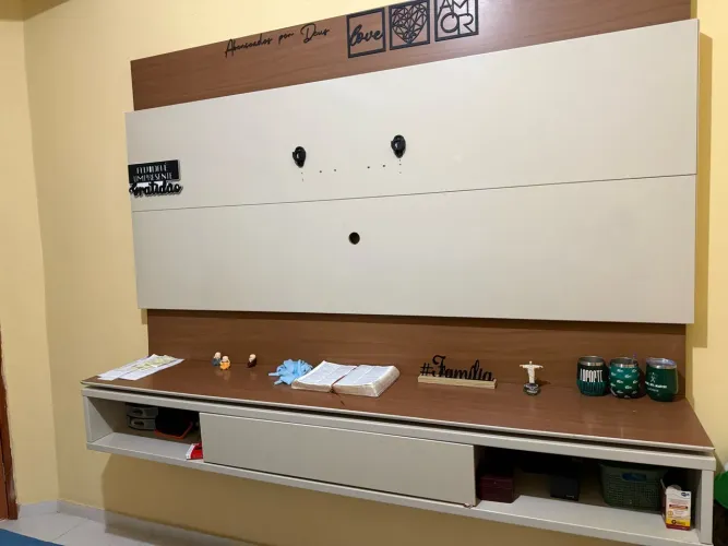 Vendo rack  tv 65 
