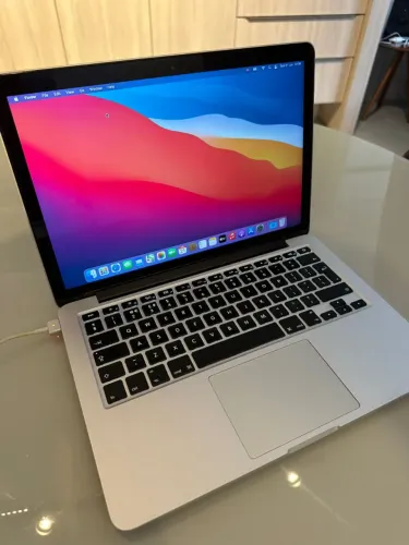 MacBook Pro 2014 Tela Retina 13" - Liga apenas na tomada (Ler descrição)