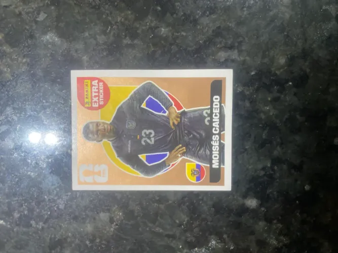 FIGURINHA DA COPA DO MUNDO 2026 MOISÉS CAICEDO FIGURINHA BROZE EXTRA