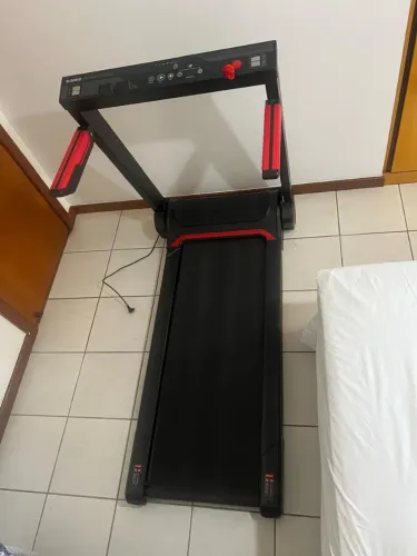 Esteira Genis GT 1000 igual a nova e no preço da GT 500 usada. Oportunidade! Suporta 120kg