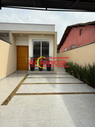 Casa Térrea à Venda em Arujá - Nova Arujá | 100 m² | 3 Dormitórios
