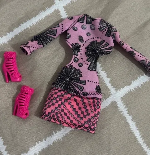 Roupa perfeito estado barbie fashionistas