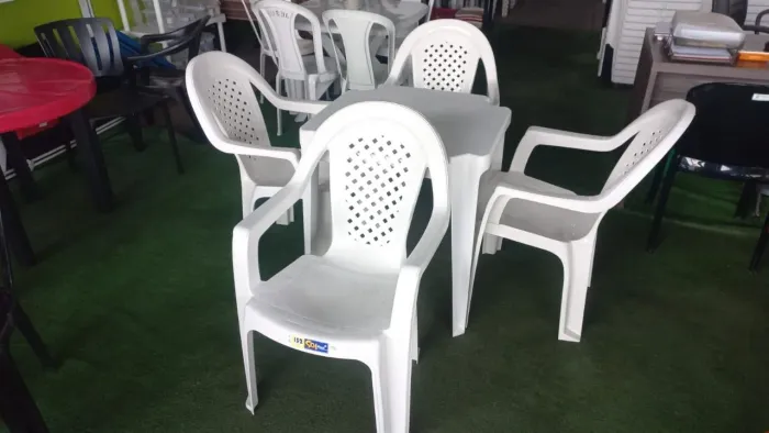 Jogo de Plástico 