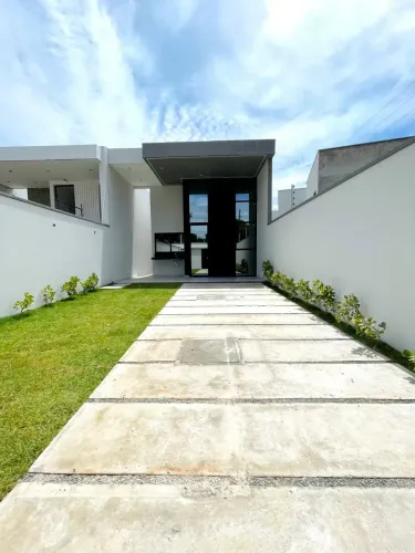 Grande investimento no Eusébio,Casa de Alto Padrão Próximo ao shopping do Eusébio,Fale