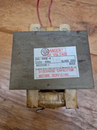 TRANSFORMADOR ALTA TENSÃO MICROONDAS 220V