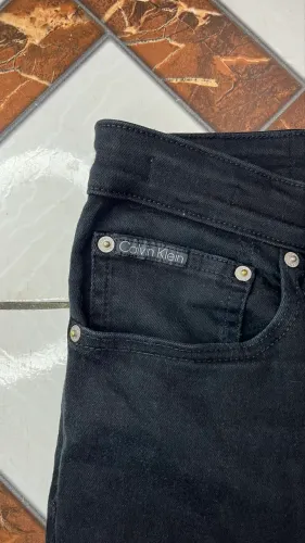 Calça Calvin Klein TAM 46