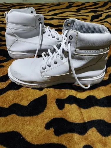 Bota Branca 