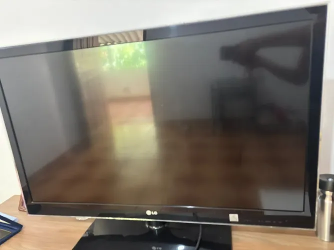 Vendo TV LG 42polegadas