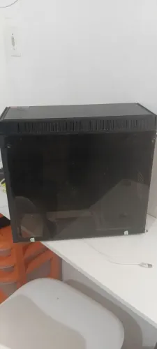 GABINETE GAMER TEMPERADO NOVO