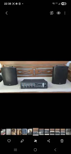 Cabeçote amplificado behringer + 2 caixas novik