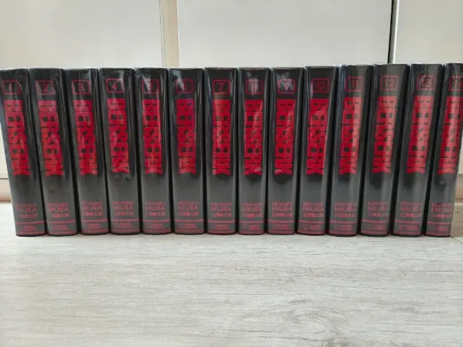 Berserk Deluxe Edition 1 a 14 | Dark Horse | Coleção Completa | Perfeito Estado | Não Lido