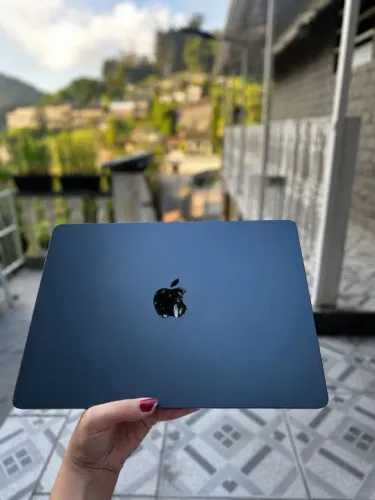 Macbook Air (2025) 13.6 M4 - 16GB RAM - 512GB